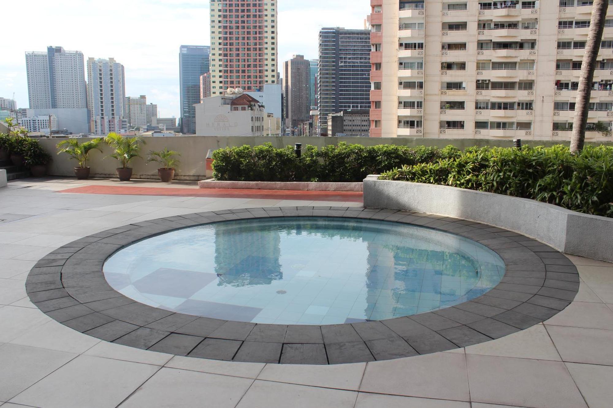 מנילה Affordable Makati Serviced Apartments מראה חיצוני תמונה